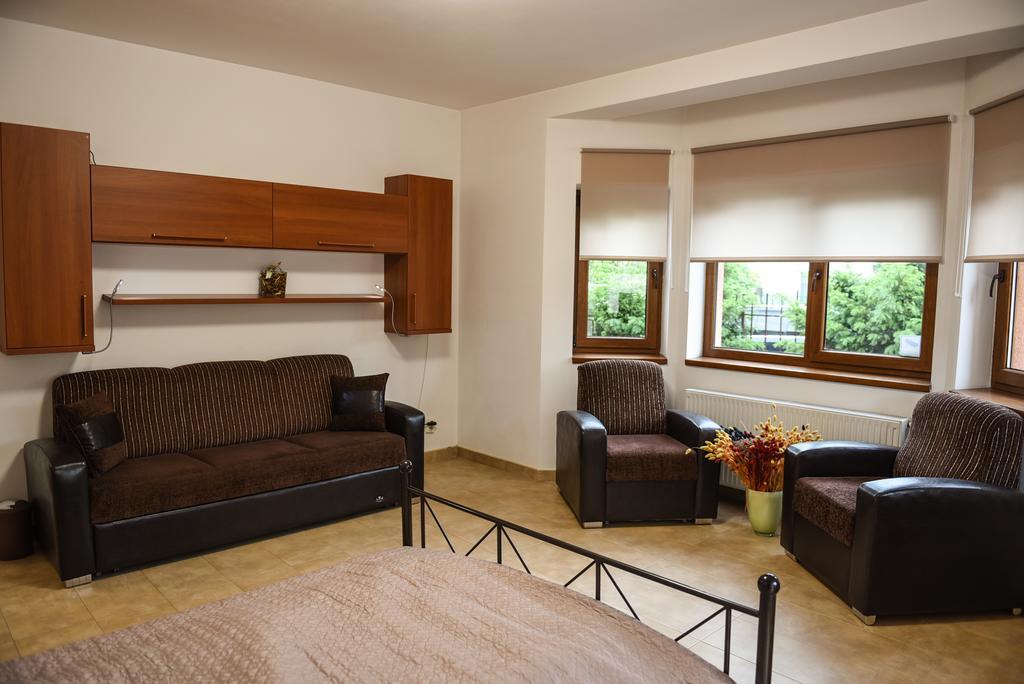 Modern Apartment Near City Center 클루지나포카 외부 사진