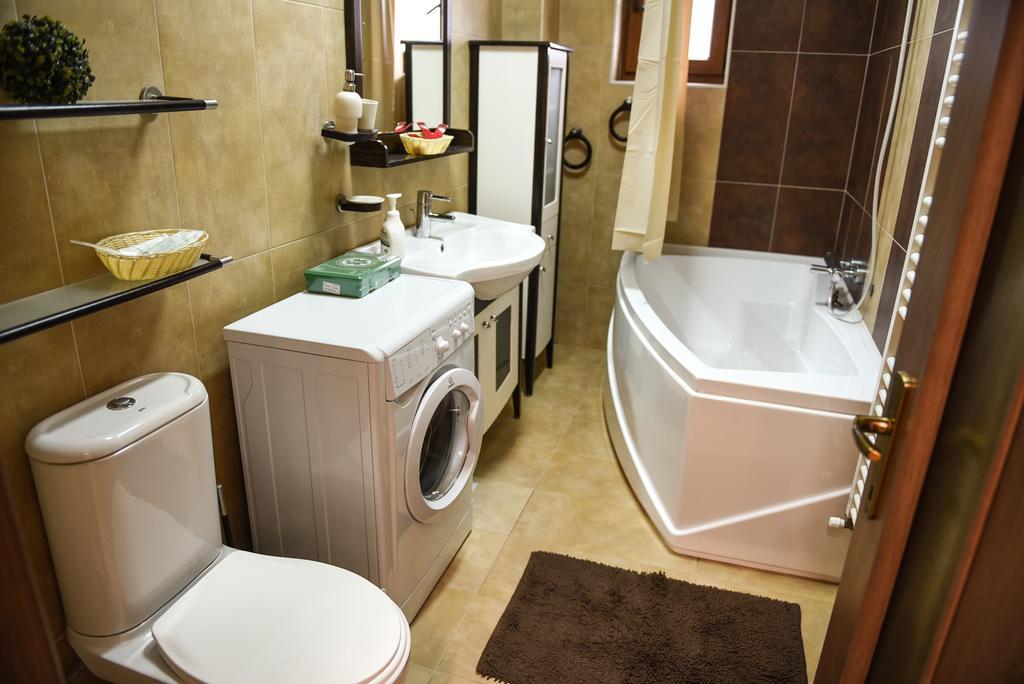Modern Apartment Near City Center 클루지나포카 외부 사진